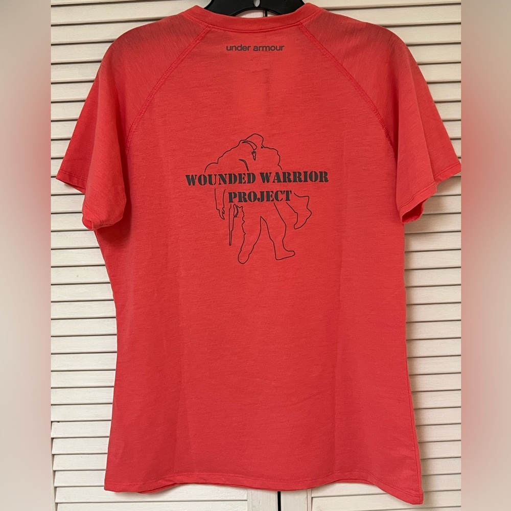 Under Armour Wounded Warrior Womens Pink Loose Heat Gear Tech Top - Large - VGUC